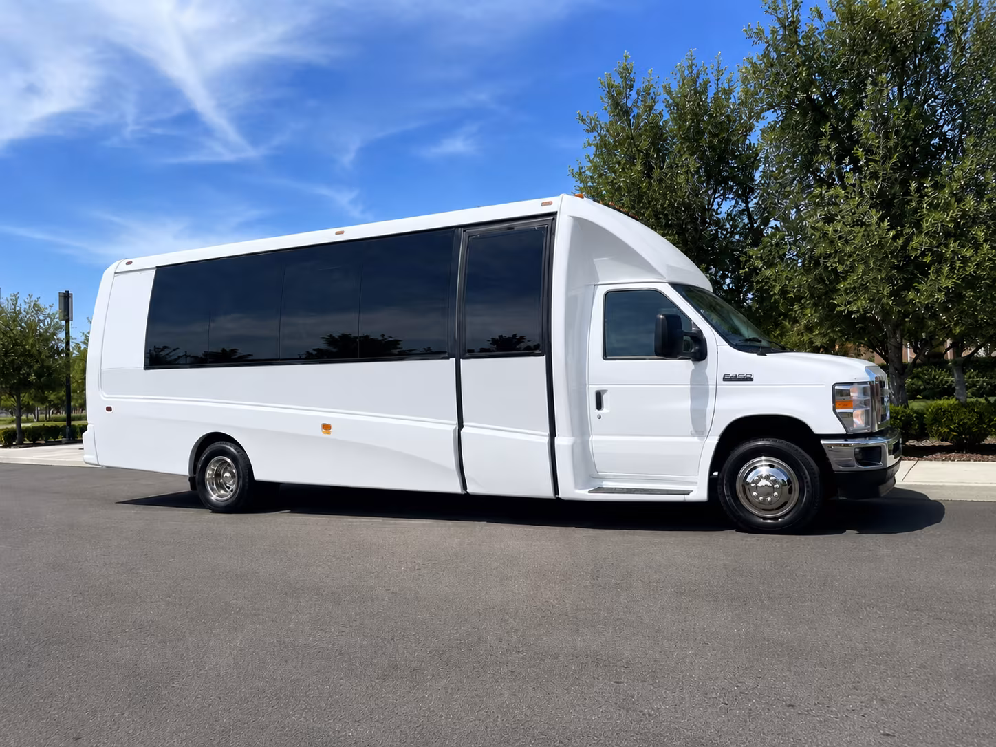 charter buses for corporate events and conference shuttles in vacaville