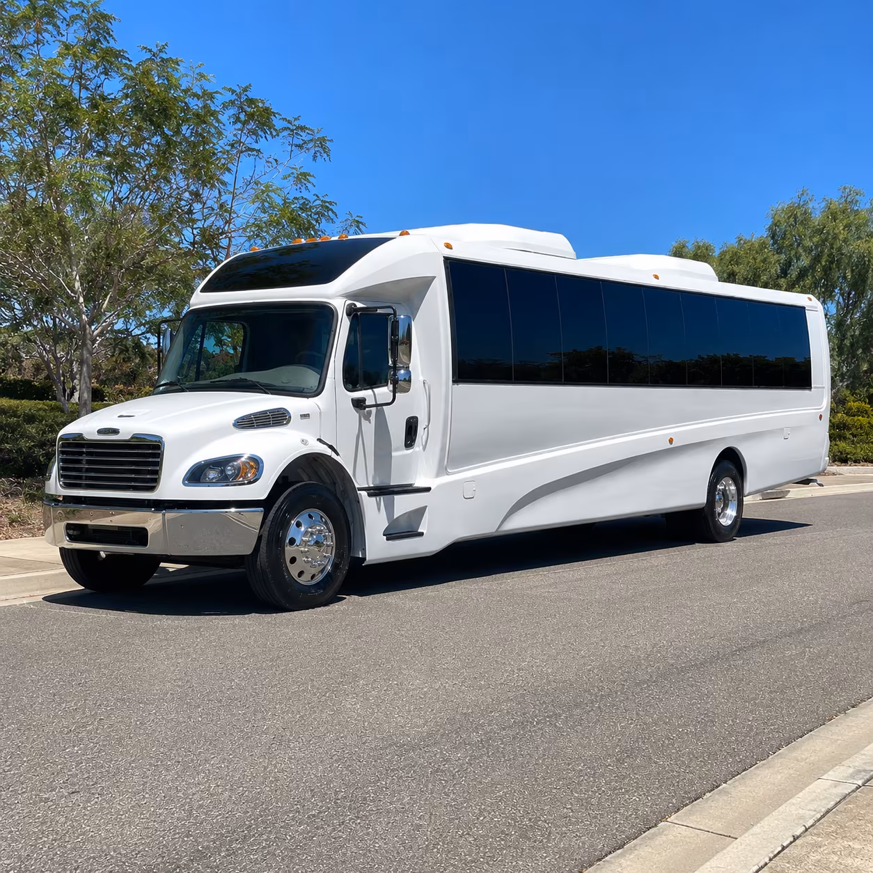 minibus rentals for vacaville local and regional field trips