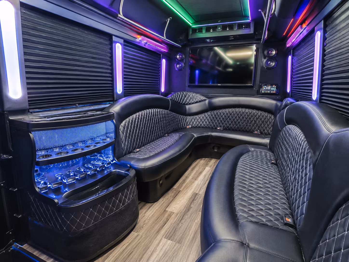 party buses and charter buses to warriors and giants games in san francisco