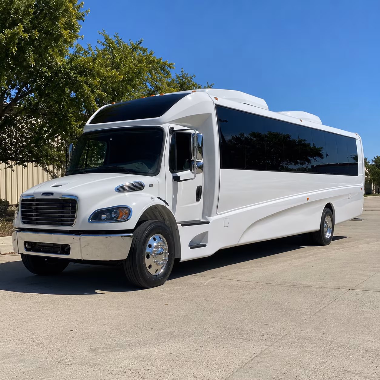 vacaville 15 passenger minibus