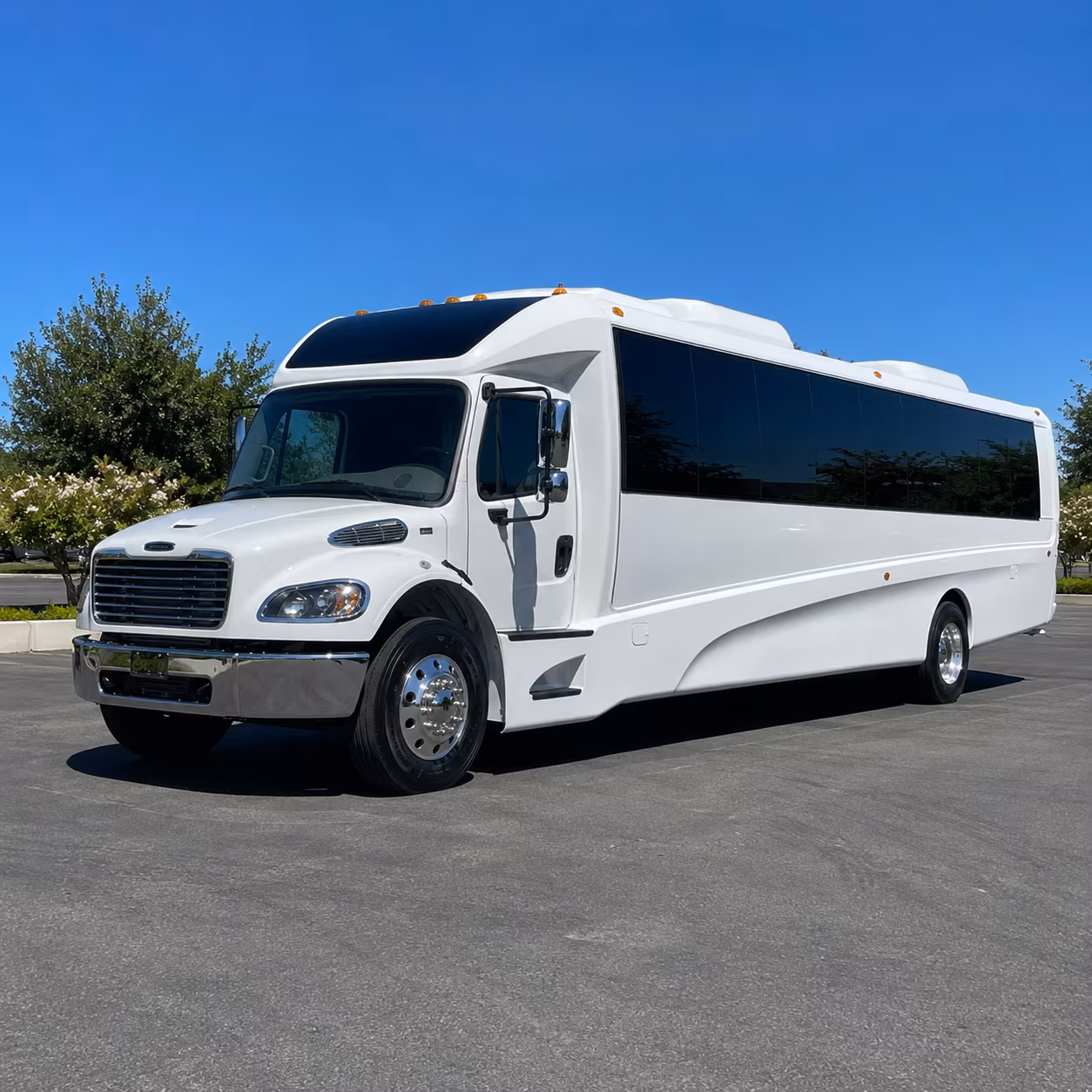 vacaville 30 passenger minibus