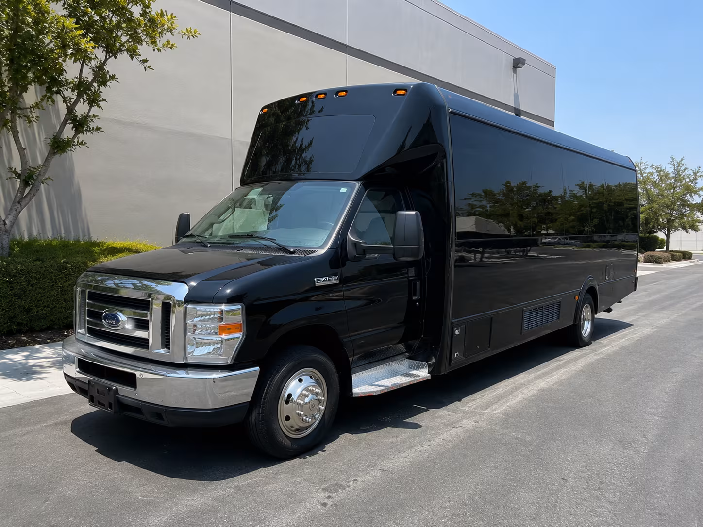 vacaville holiday party bus rental